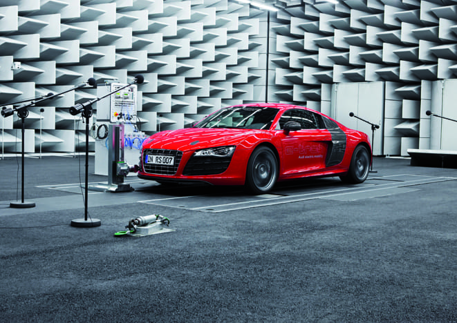  Audi mühendisleri otomobilin sesini besteliyor
