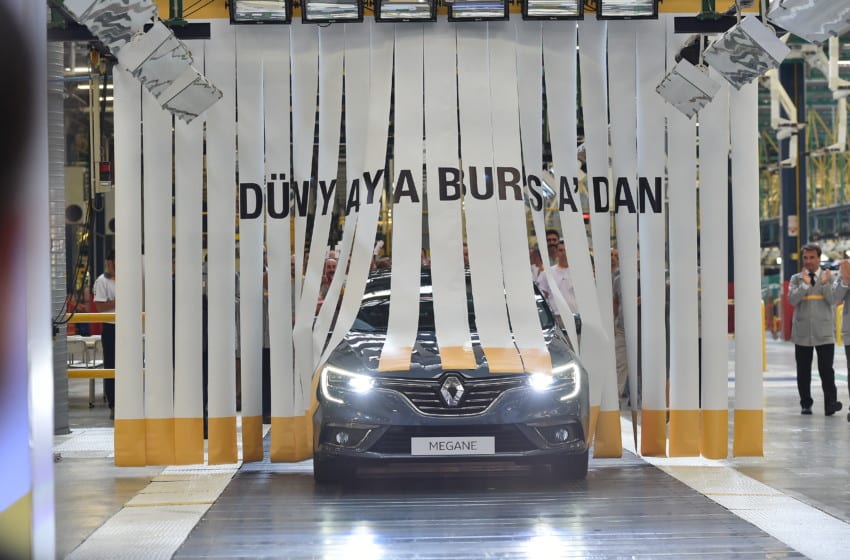  Megane Sedan üretimi başladı