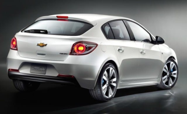  Hatchback Cruze için geri sayım