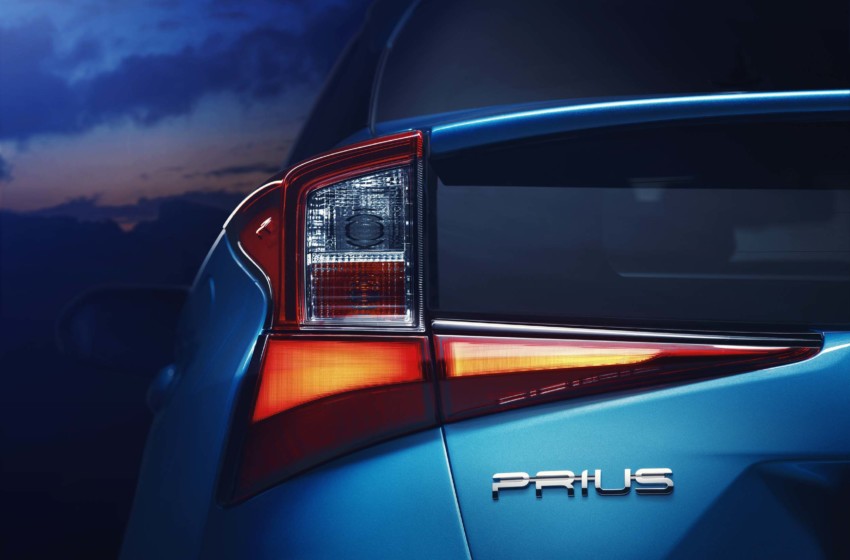  Yeni Prius’un örtüsü Los Angeles’da kaldırıldı