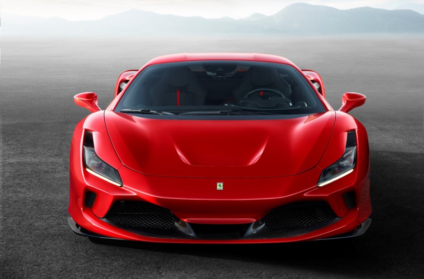  Ferrari’den 720 HP’lik F8 Tributo