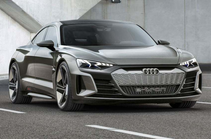 Audi, e-tron konseptlerini sergiliyor