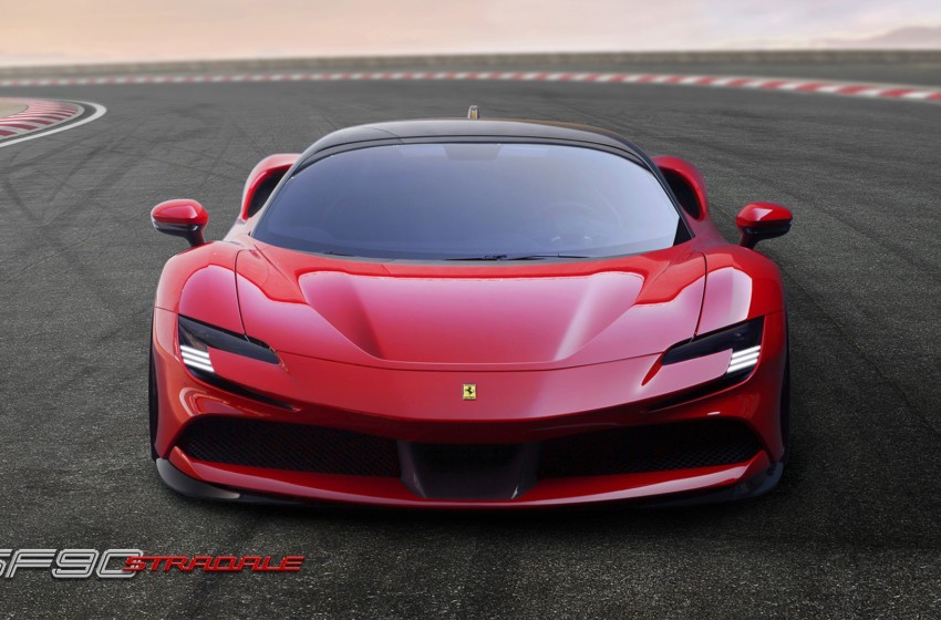  Ferrari de safkan elektriğe geçti