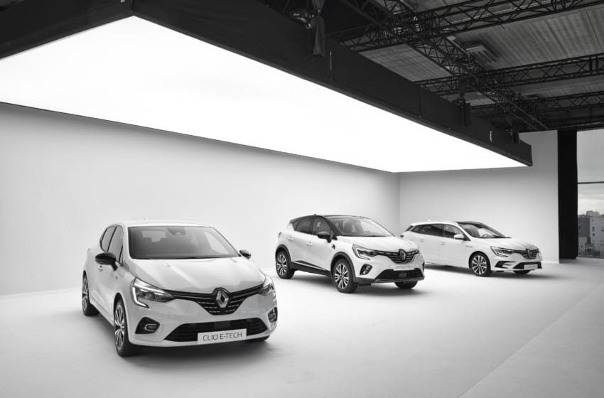  Renault elektrifikasyon stratejisini yeni modellerle güçlendiriyor