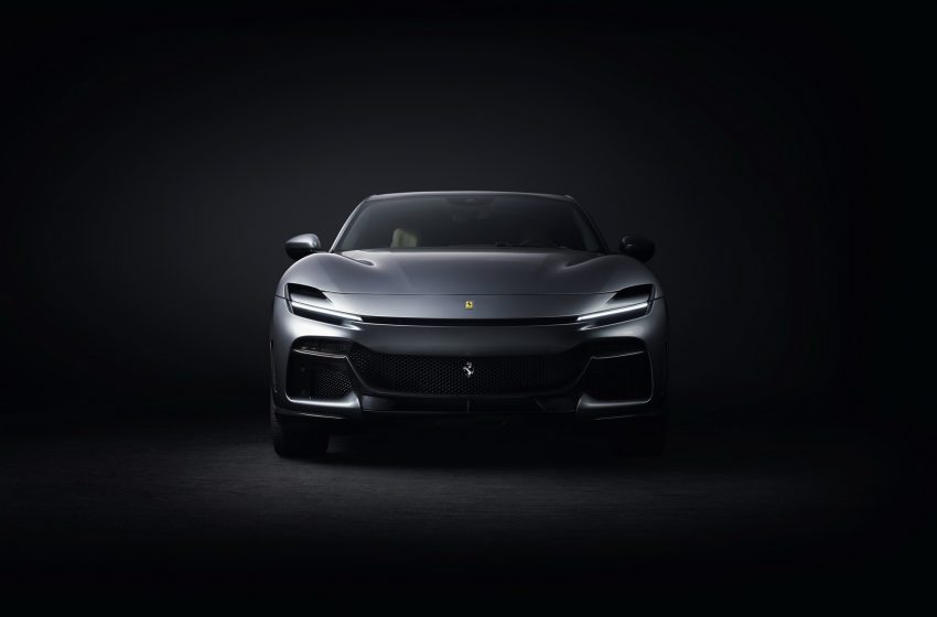  Ferrari’nin ilk aile otomobili!