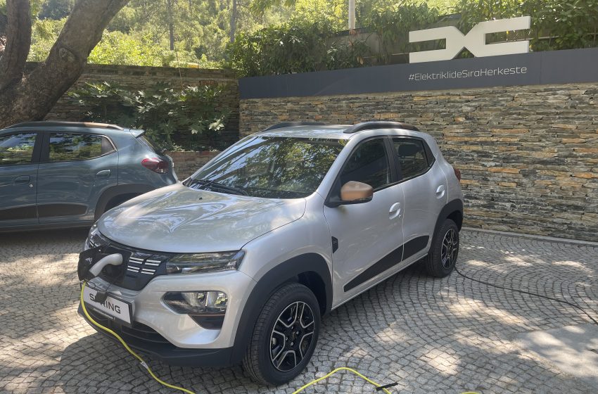  Dacia’nın en ileri hamlesi Spring, bayilerde