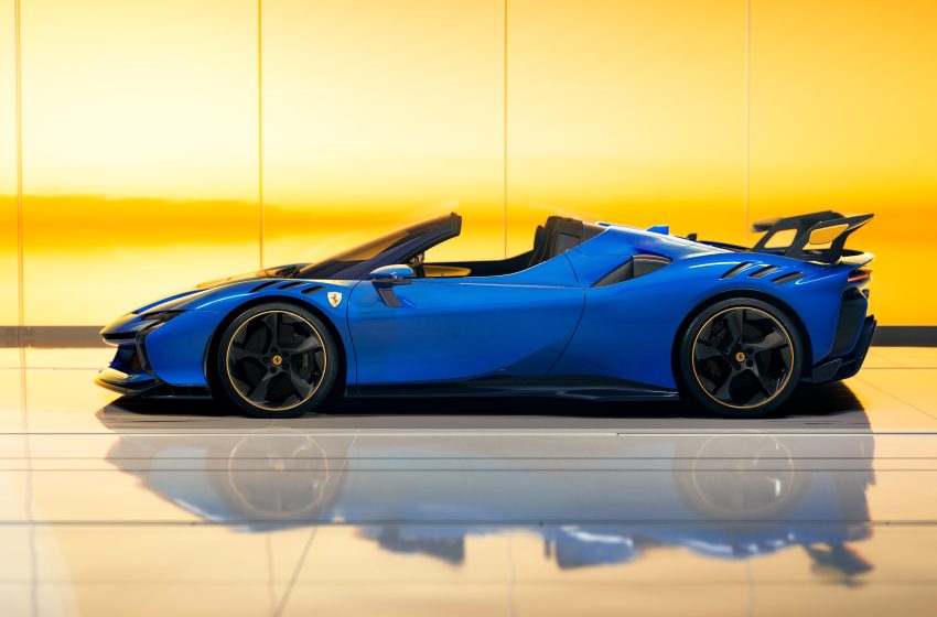 Ferrari XX programının ilk yol otomobilleri: SF90 XX Stradale VE SF90 XX Spider XX