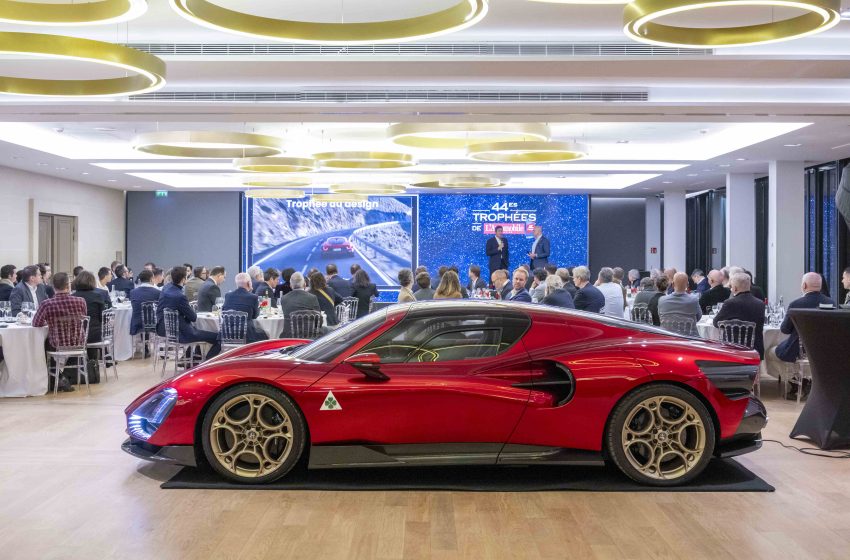 Alfa Romeo 33 Stradale’ye “Design Trophy” ödülü