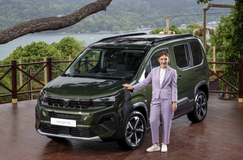 Peugeot yenilenen hafif ticari araç gamını satışa sundu