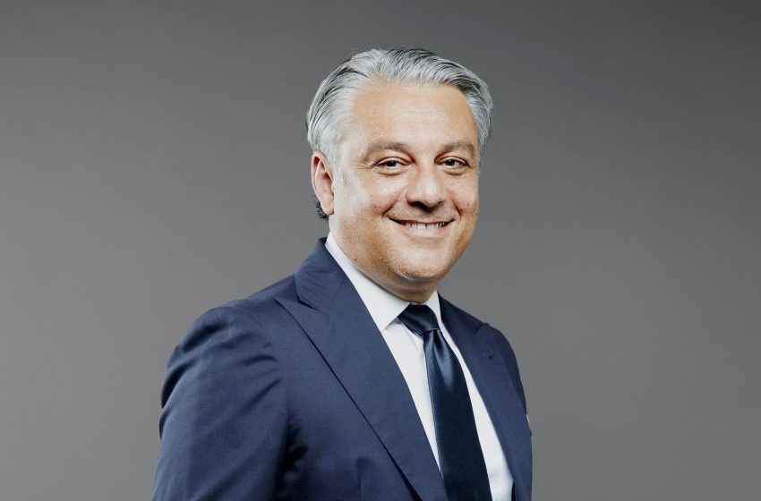  Luca De Meo, Avrupa’nın gelecekteki otomobil kurallarından endişeli