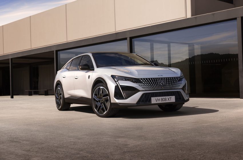  Peugeot elektrikli E-408’i tanıttı