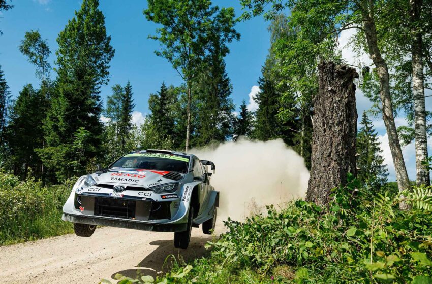  Toyota WRC’de 100. zaferini kazanarak tarih yazdı