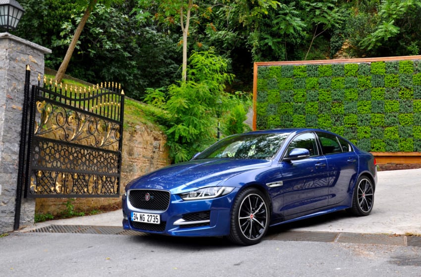  Jaguar XE 2.0d RSport