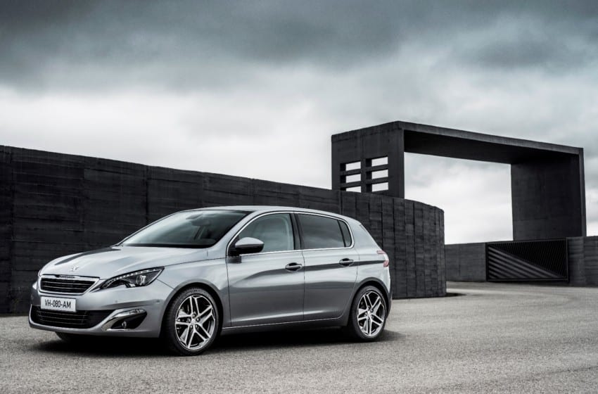  Peugeot yarışa geri döndü