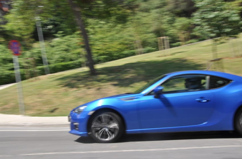  Subaru BRZ 2.0R 6AT