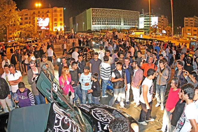  İstanbul Gumball 3000 gördü