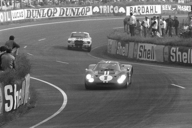  Ford, Ferrari’yi satın alamayınca