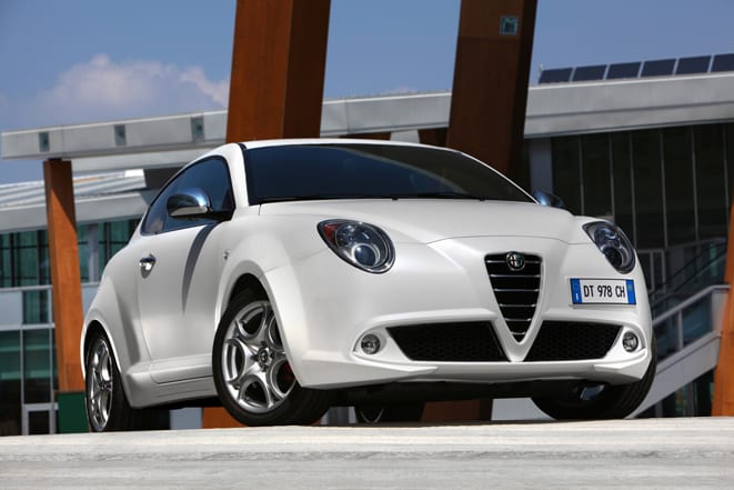  Alfa Romeo’ya krediyle ulaşın