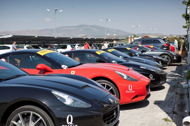  Ferrariler Ege’yi turladı