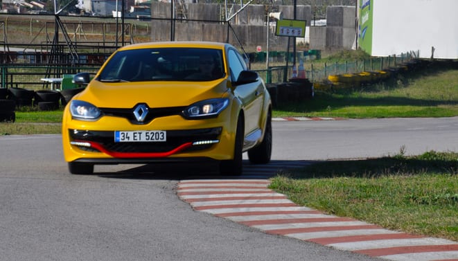  Renault Megane RS