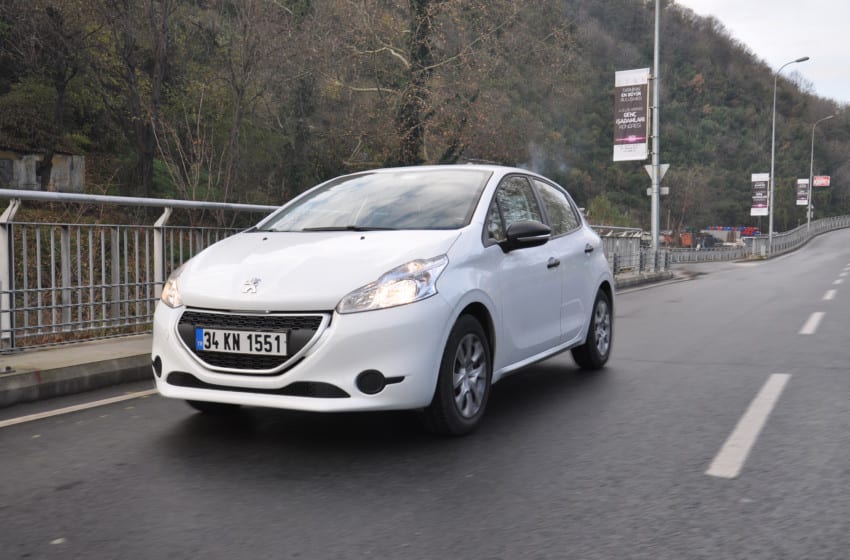  Peugeot 208 1.0 VTi