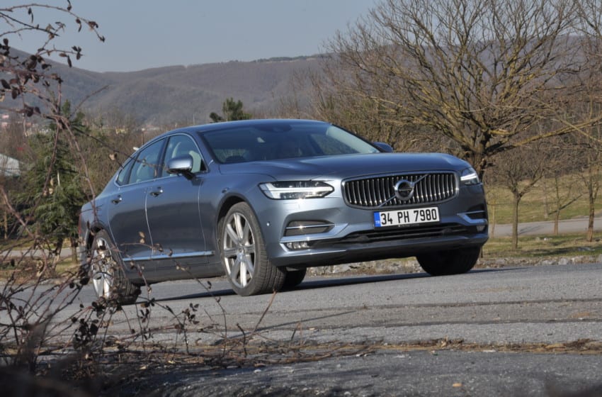  Volvo S90 D5