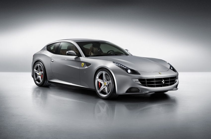  Ferrari FF yaza geliyor