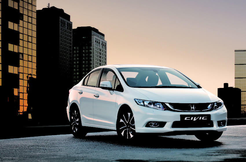  Civic Sedan’a teknolojik apoletler