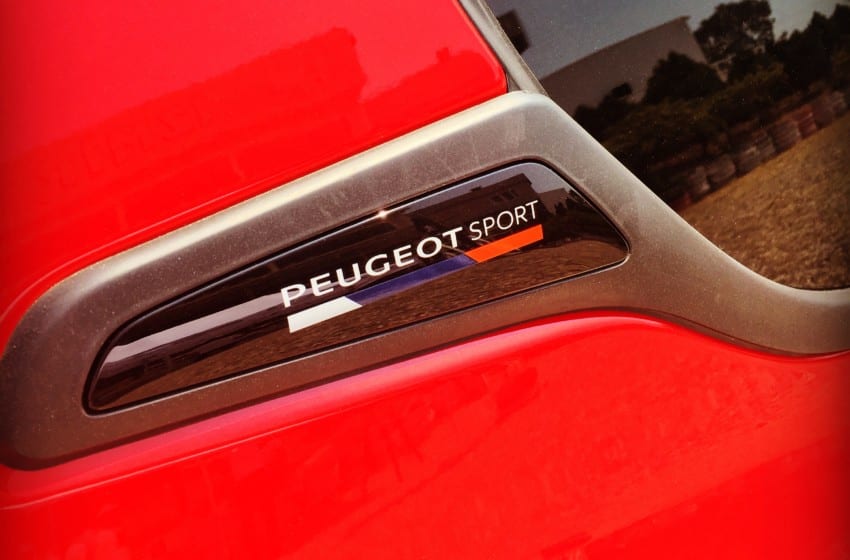  Yeni Peugeot 2008 ve Peugeot 208 1.2 PureTech EAT6 Türkiye’de