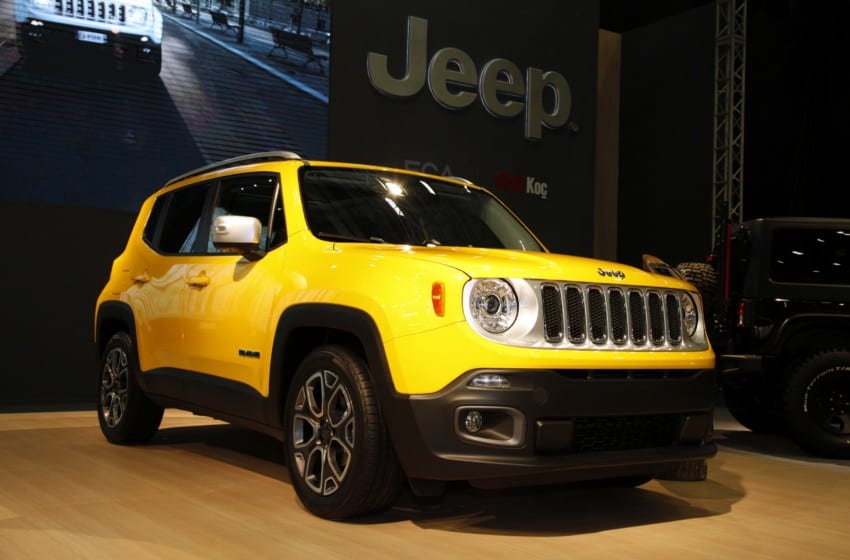  Otomatik vitesli Renegade bayilerde