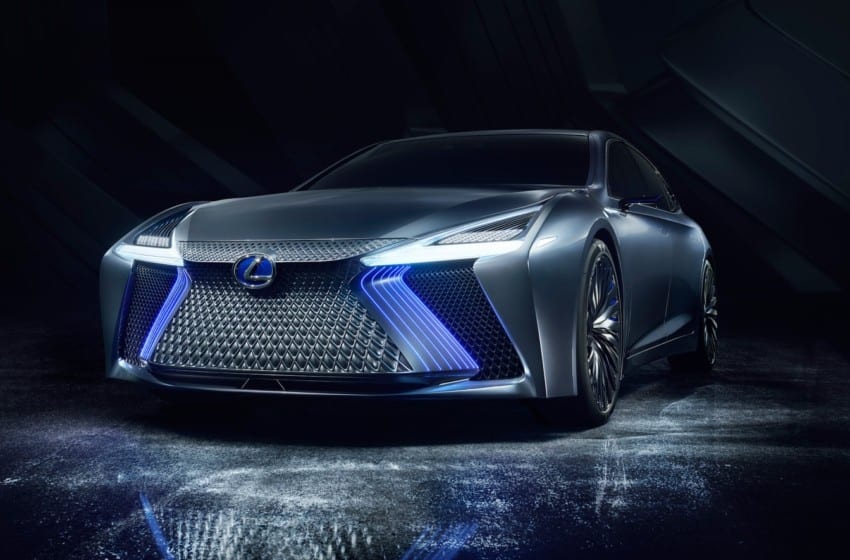 Lexus yeni otonom teknolojilerini tanıttı