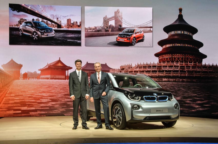 BMW i3, 3 şehirde dünyaya tanıtıldı