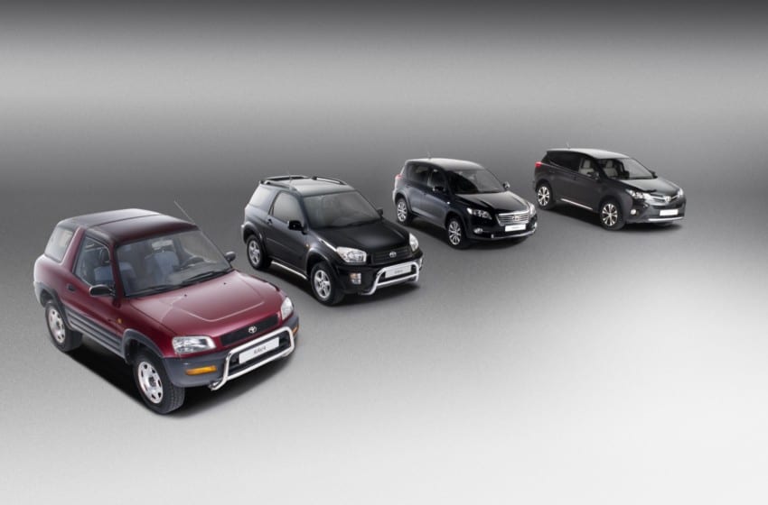  RAV4 20 yaşında