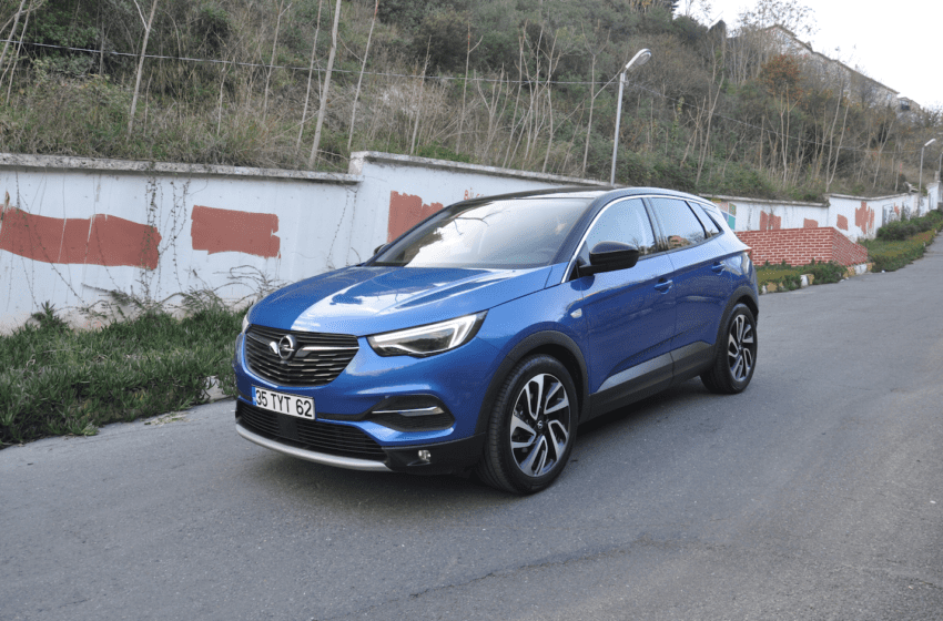  Opel Grandland X 1.2 Turbo Excellence