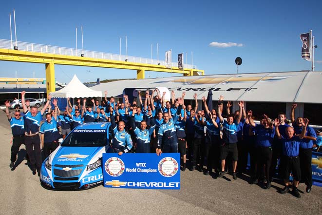  Chevrolet Cruze WTCC şampiyonu