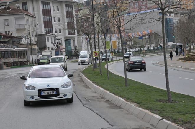  Elektrikli Renault’lar Haliç’teydi