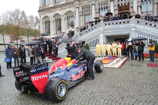  Formula 1 geri dönüyor