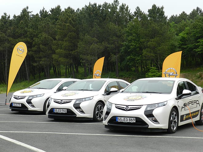  Ve Ampera 30 araçla Europcar filosunda